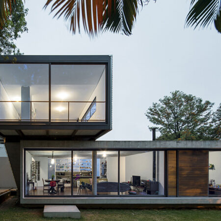 CT4 - Dom z kontenerów morskich „Robinia” – wariant 9