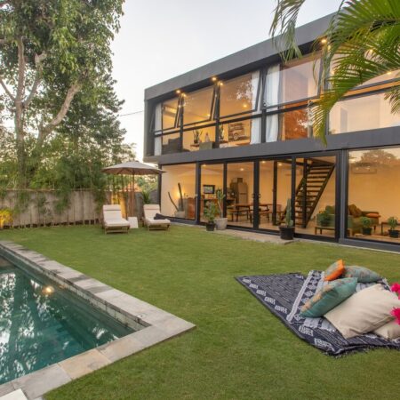 CT4 – Dom z kontenerów pod klucz „Forsycja” - wariant 2